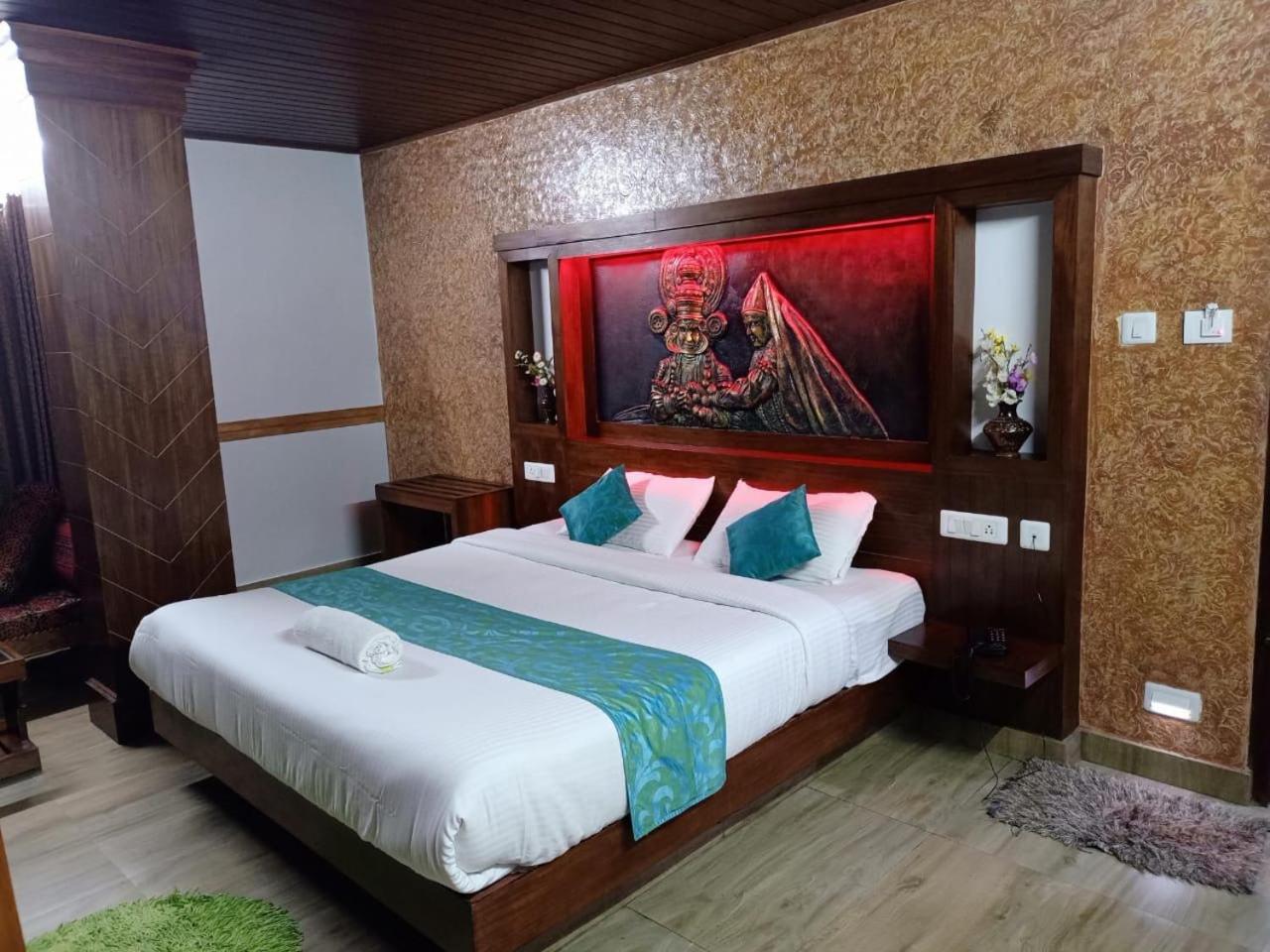 Hotelgurubhavan 蒙纳 外观 照片